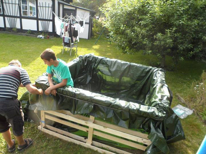 piscina con pallets