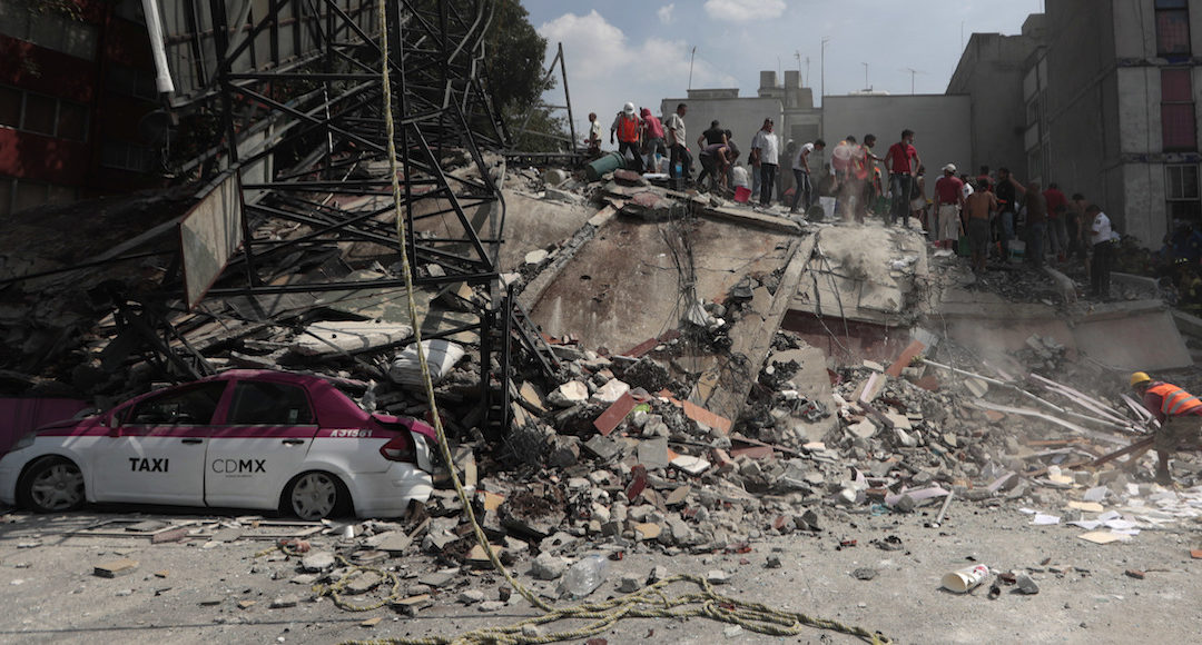 Ejército israelí y Topos chilenos viajan al país para ayudar en las labores de rescate