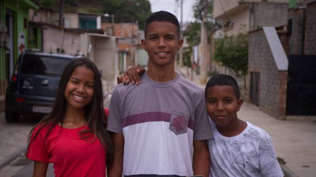 Tres pequeños Mozarts en la calle