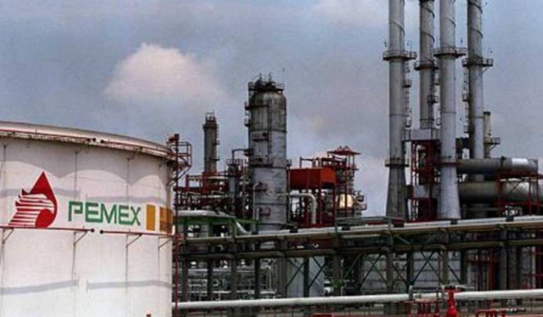 Director de PEMEX anuncia nuevo yacimiento en tierra de petróleo en Veracruz