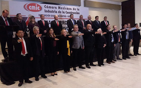 Toma protesta nuevo presidente de CMIC Monclova