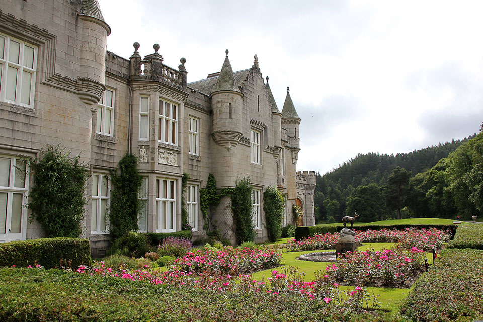 Las cinco residencias favoritas de la reina Isabel II que puedes visitar