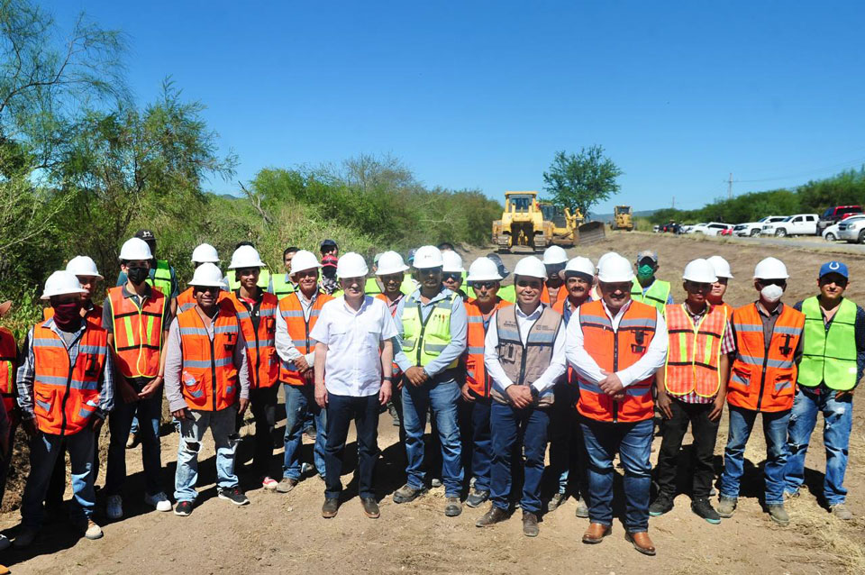 Arranca la obra de modernización. El Gobernador Alfonso Durazo da banderazo de la carretera Guaymas-Chihuahua