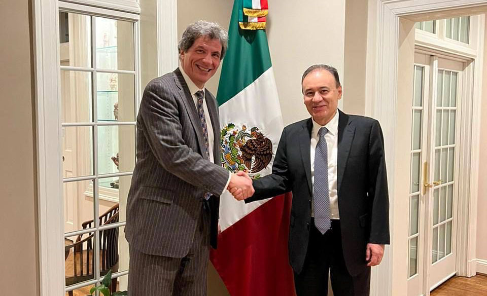 Promueve Alfonso Durazo en el exterior. Gobernador Alfonso Durazo presenta Plan Sonora ante inversionistas de la ciudad de Toronto, y en Washington.