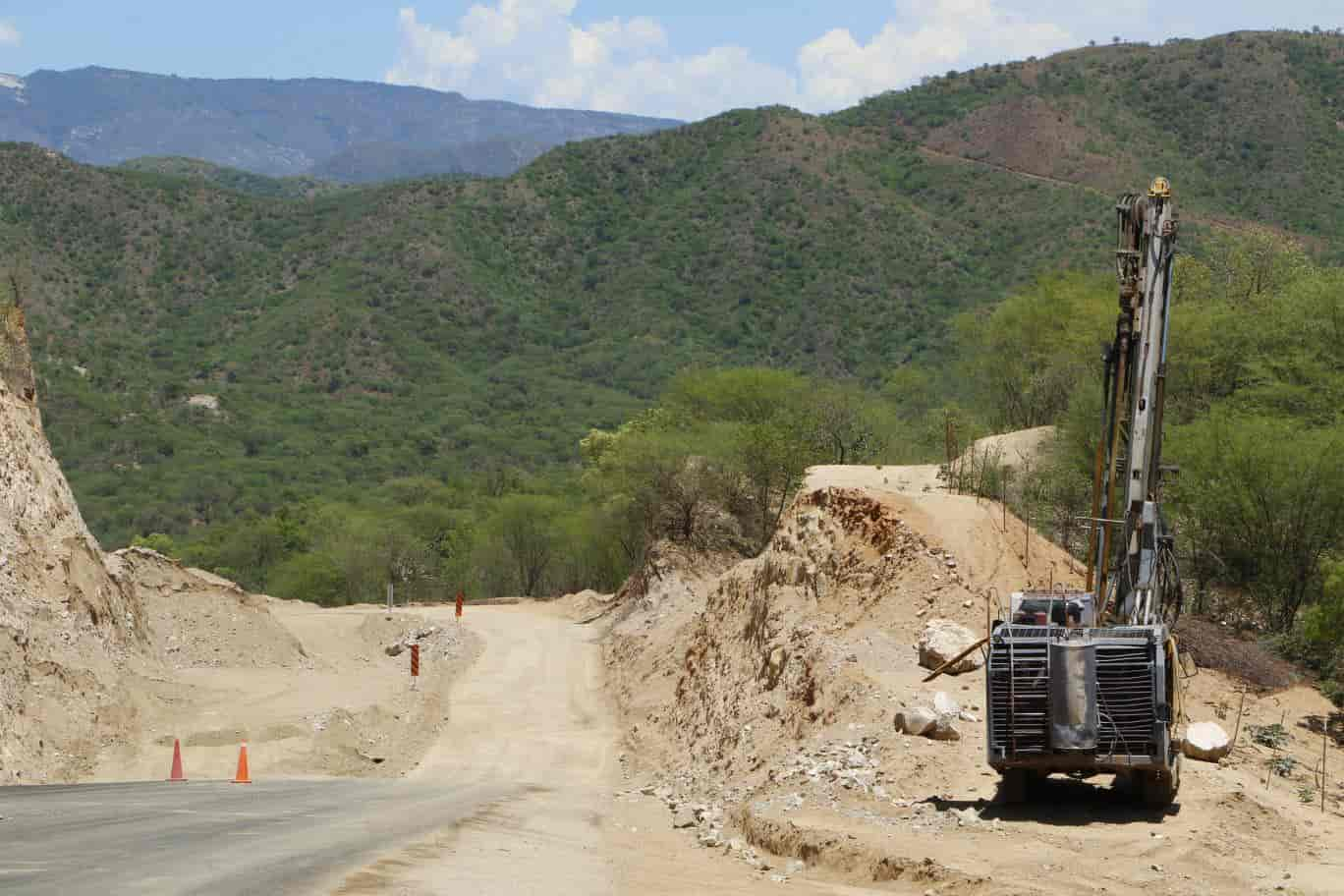 camino en construcción