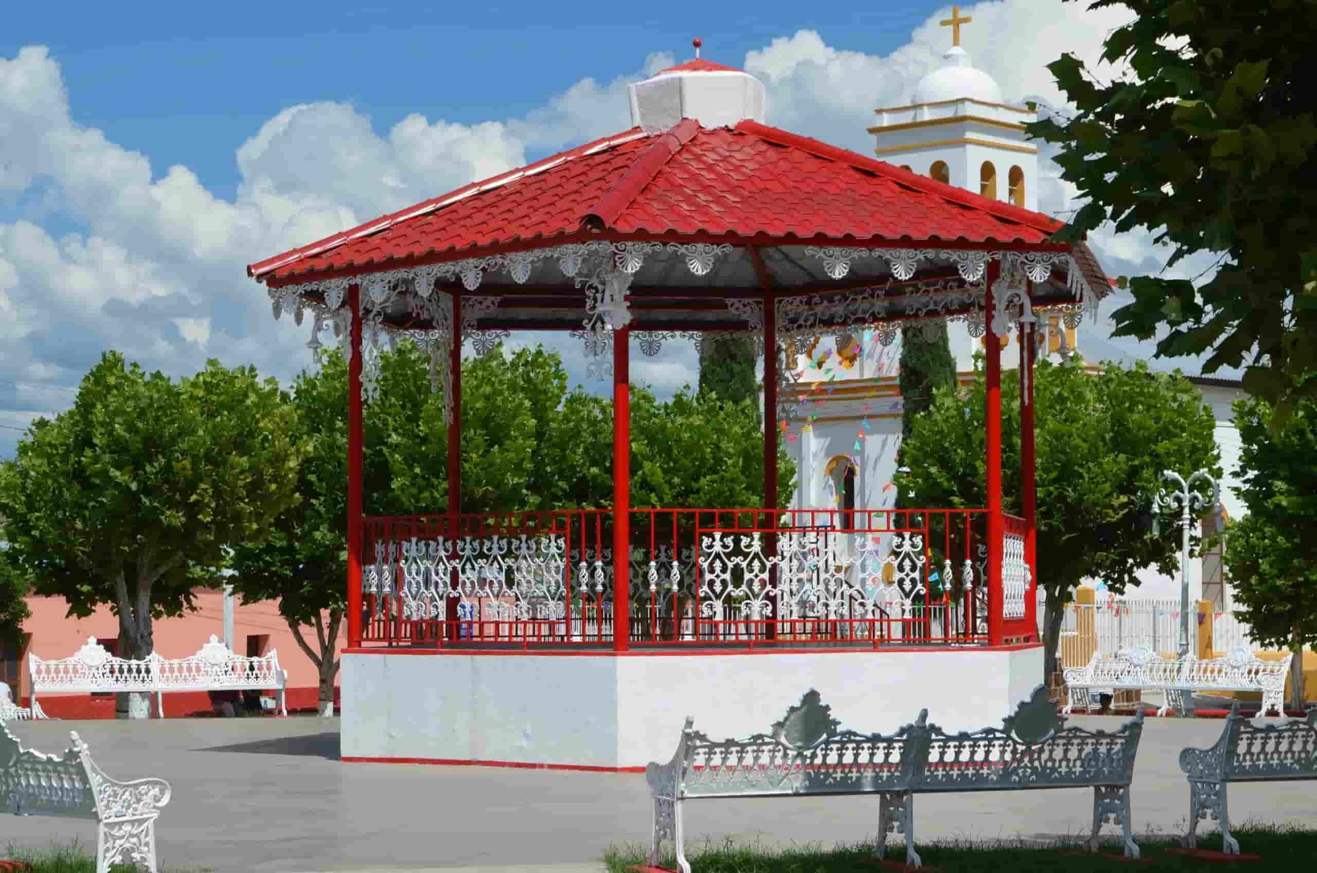 plaza huachinera