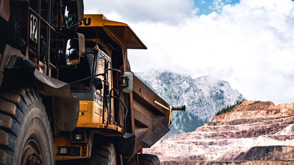 open pit mine geotechnical engineering Sonora Mexico