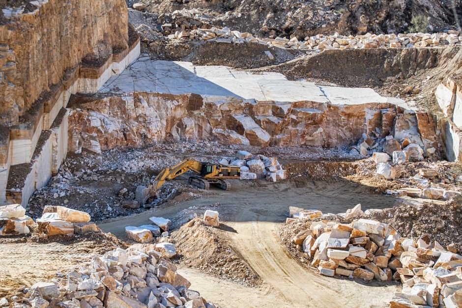 heavy machinery mining geotechnical drilling Sonora Mexico