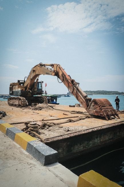 heavy machinery operating at a large public infrastructure project site in Mexico