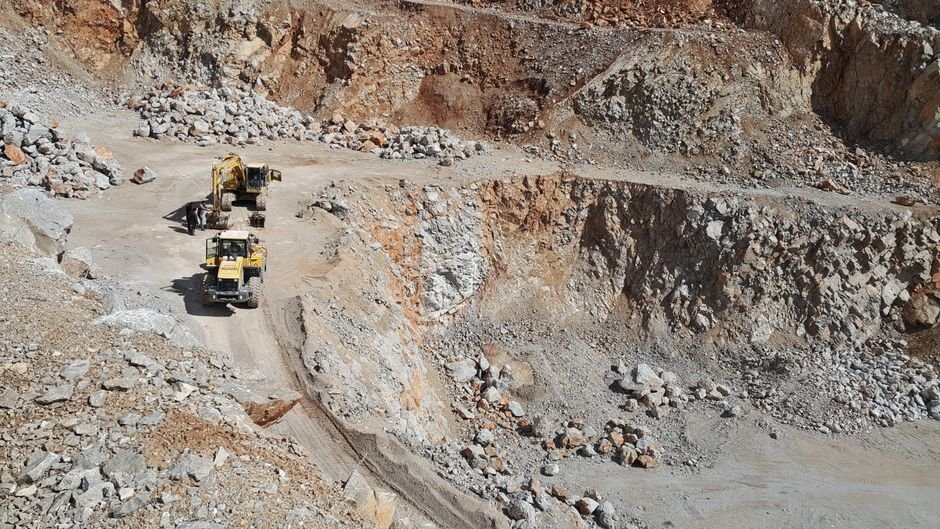open pit mining geology engineering rock mechanics sonora