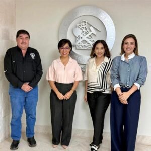 Sara Canchola y José Luis Talamantes, de la AIMMGM Distrito Sonora, con Andrea García Calles, de FESAC Capítulo Hermosillo, y Silvia Álvarez Amaya, del Consejo Local Benefactor de CRIT Sonora